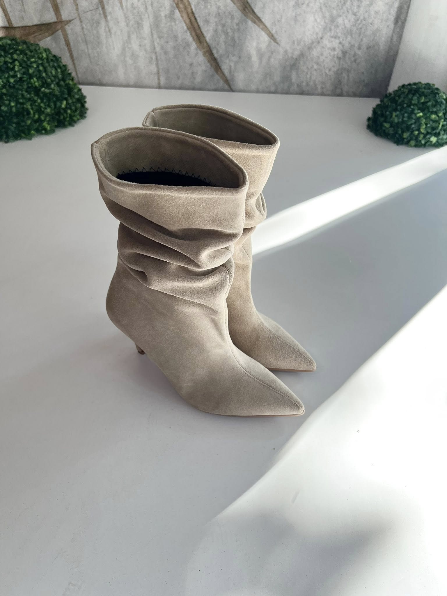 Čizme kratke štikla 01 - Bež (37-39) - Image 7