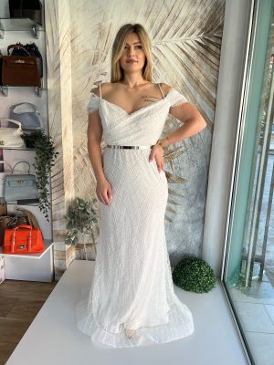 Duga PLUS SIZE haljina na bretelu sa padajućim rukavom, bela