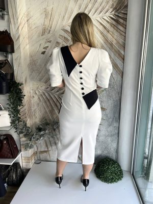 Haljina PLUS SIZE, bela haljina klasičnog kroja sa crnim detaljima